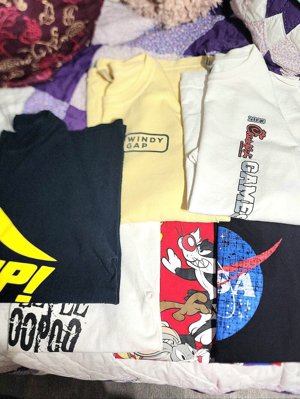 BUNDLE 6 TEES SIZE MEDIUM Excellent condition